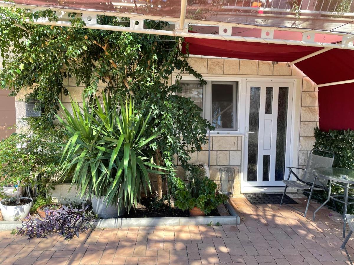 Apartmant Angel Wings Omis Exterior photo